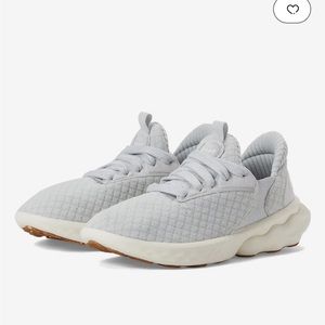 New Balance Fresh Foam Roav Elite Grey Size 7.5